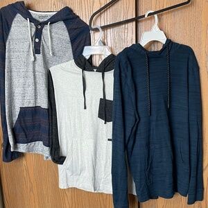 MIXED LOT OF 3 YOUNG MENS HOODED SHIRTS SIZE S ARIZONA AMPLIFY & URBAN PIPELINE